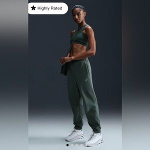 Nike Women’s Dark Green sweatpants